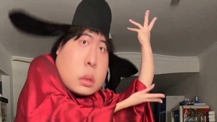 【桃黑黑】差点没滑动这个视频