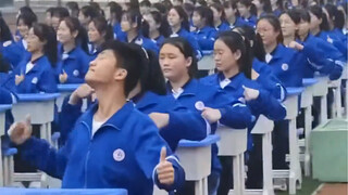 Thousand-Person Desk Dance