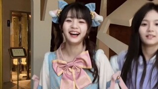 【6677】双胞胎跳舞 66眼看77收获两个皇冠 "好尴尬 这样显得我好像小丑🤡"