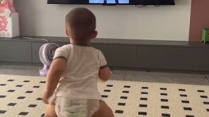 Kids’ world is so happy, isn’t it!
