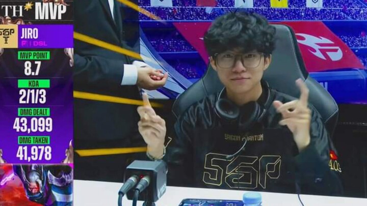 Jiro:"khứa nào á" ,bâng:"hello em" , Jiro:"hi em" ,bâng:"để anh phục vụ cho em💗"