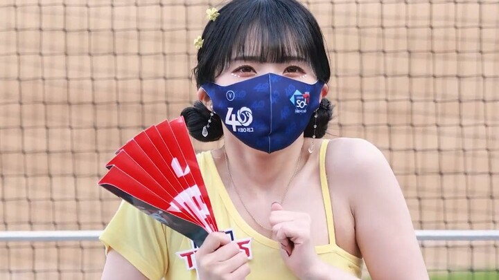 Cổ vũ viên Lý Đa Huệ: “Dù thua rồi, nhưng hãy cố lên!”