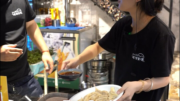 Industri jasa tidak mudah, pesan makan sesuai kebutuhan, dan hargai setiap pesanan
