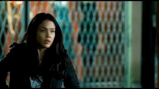 电影《异度见鬼》完整版：一场复明手术之后，女孩经常看到死去的鬼魂