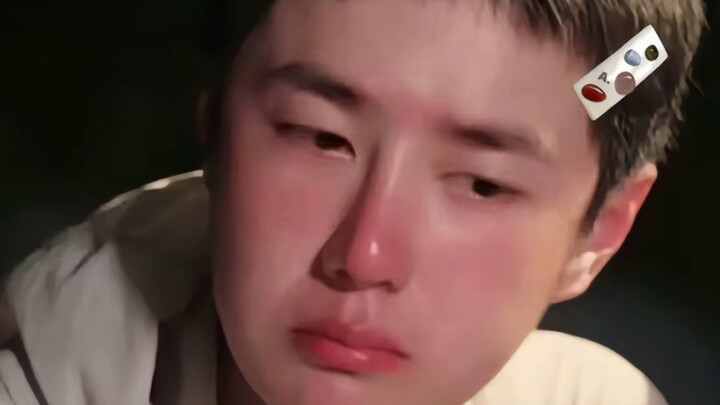 หวังอี้ป๋อเหนื่อยมาทั้งวัน เปิดมือถือดูว่ามีใครชมว่าเขาเท่บ้าง แต่กลับ…