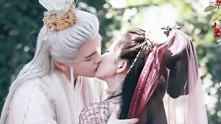 Bai Lu x Zeng Shunxi's wedding kiss scene in "Linjiangxian", is it a happy or sad scene? I know the 