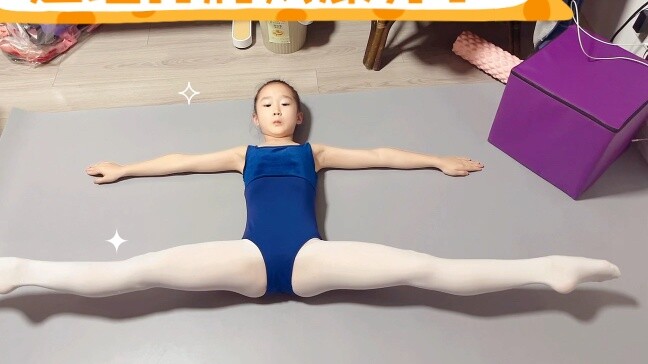 This set of hip slapping is so beautiful