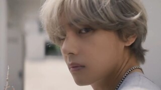 Kim Taehyung's new song "For Us" MV released