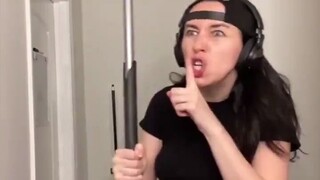 一人演绎整个电影摄制团队