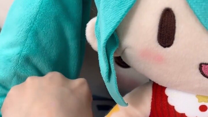 Fufu's first day home, the ATM's uniform script