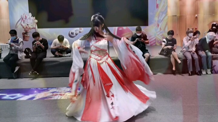 ผู้เข้าร่วมทุกคนเคารพและทะนุถนอมเวที แต่... Aini Comic Con? การทำงานหนักที่เราทุ่มเทไปนั้นไม่สามารถช