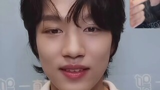 Saya sangat takut sehingga saya sering menonton staf |. Penandatanganan tanda tangan paling legendar