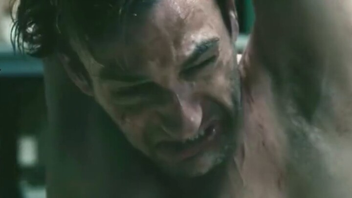 Đây là một bộ phim trả thù thực sự! Một người cha trả thù cho con gái mình và giam cầm kẻ giết người