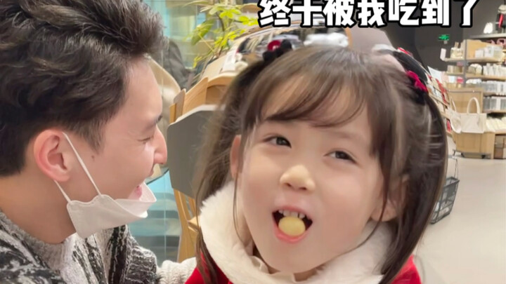 Gadis cantik yang bodoh waktu kecil!