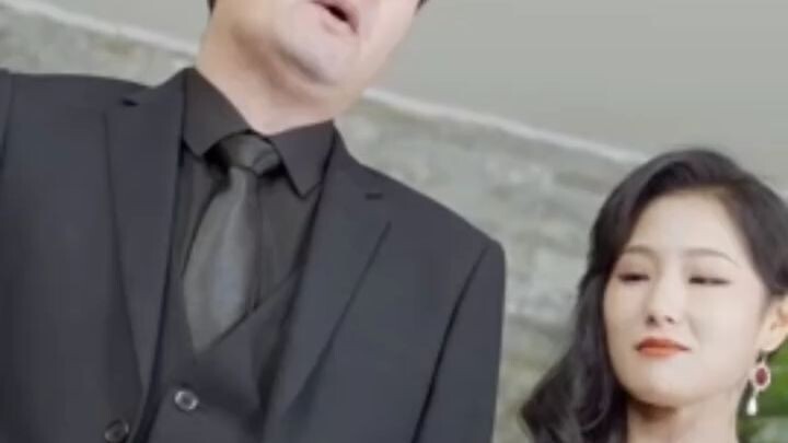 গরিব থেকে রানি-01