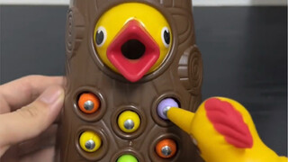 对小学生有点幼稚，大学生玩刚刚好。