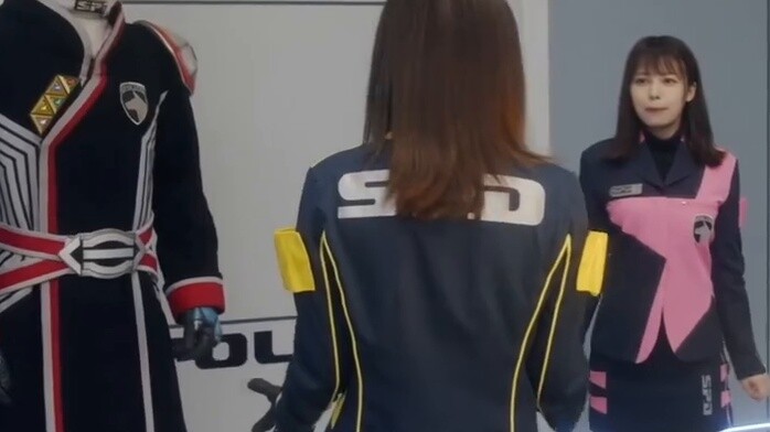 มันคือราชาแมลงหรือบาทาโรที่คุณกำลังเชื่อมโยงด้วยใช่ไหม?