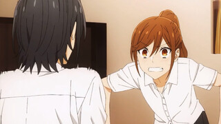 "Don't take it off." "Does Miyamura often take it off in front of others?"