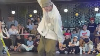 This young guy's performance is amazing—combining dancing with jump rope!