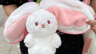 是谁还没有收到五月的第一个兔兔啊～希望接下来的日子莓烦恼呀！