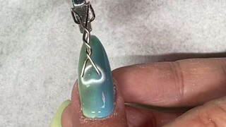 Móng tay mắt mèo từ tính có thể ngầu đến mức nào?