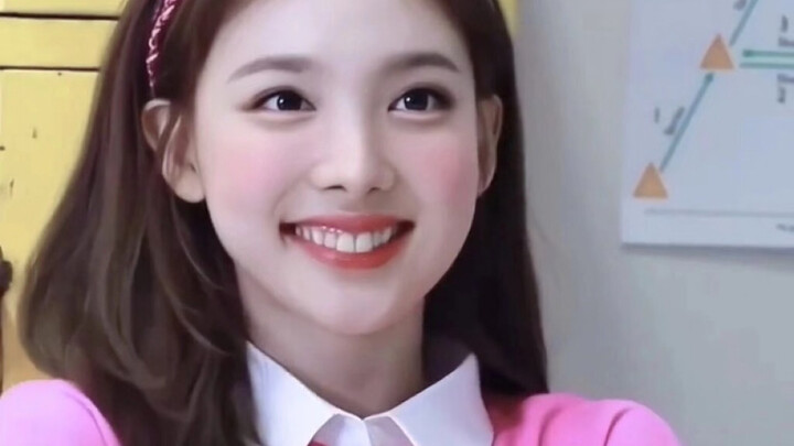 “Mengulas Larangan Pacaran di Perusahaan Hiburan Korea”