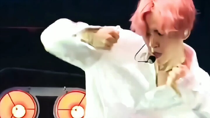 [Bian Boxuan] 15 seconds of nonstop hip thrusts—totally blew me away