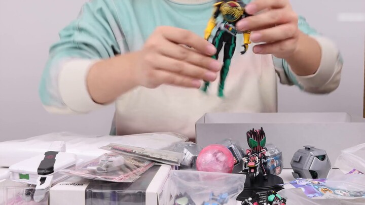 [การตรวจจับถุงนำโชค] แกะกล่อง 1088 Kamen Rider Lucky Bag พร้อมรอยยิ้มที่ค่อยๆหายไป! ทันทีที่ฉันกลับม