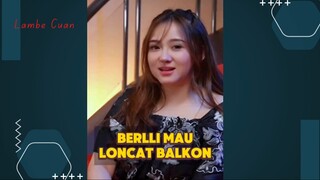 Berlli mau loncat balkon?