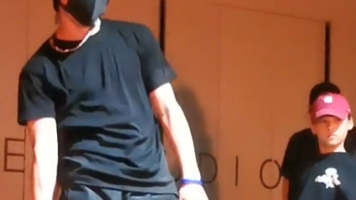 เอาล่ะอีกครั้ง! มันยากที่จะทำ! ออกแบบท่าเต้น "Coño" โดย Jho!