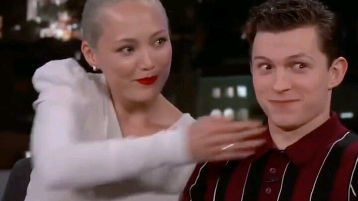 #Marvel: “Tolonglah, tutup mulutmu!” Momen ikonik Tom Holland terpaksa jadi dewasa... Gue ngakak ngg