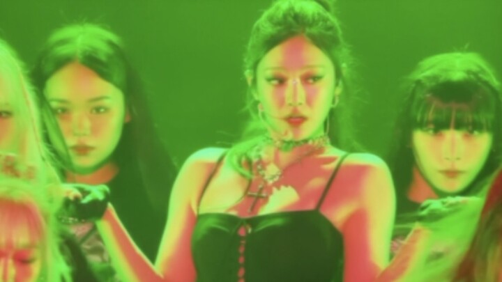 ช่างหลงทิศไปหมด แต่หล่อจนน่าทึ่ง!