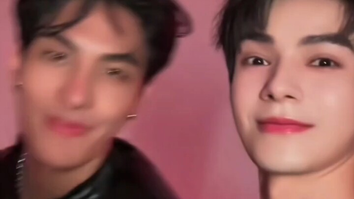 สีผิวต่างกันมาก! รวมคลิปเต้นดุ๊กดิ๊กคู่ของสาวหมวยผิวดำกับหนุ่มหล่อผิวขาว