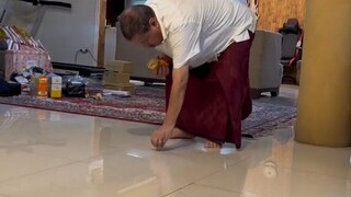 I want to own this wicked toy that can drive people crazy