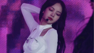 คุณเคยเห็นลิซ่าแบบนี้มั้ย?