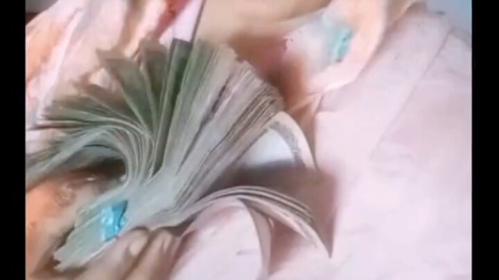 money money 💸🥰