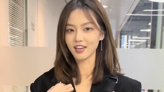 Old shoulders are so slippery? Oh, that's not the reason.