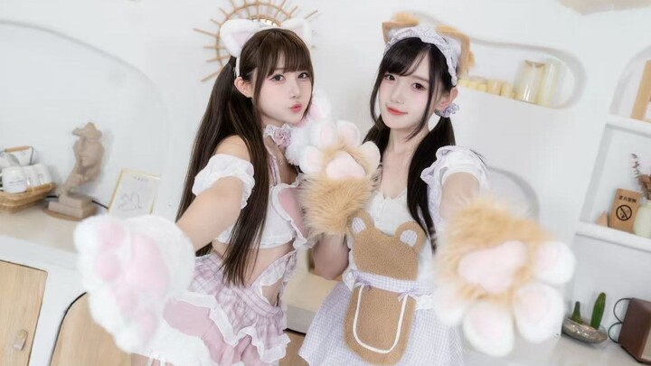 ♥น้ำชายามบ่ายวันนี้ เป็นแบบลิมิเต็ดคอลเลกชันเมดหูแมวเลยนะ♥