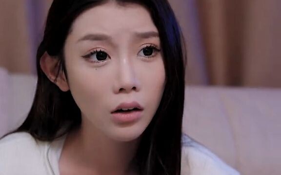 لا تُحرِّش بأي أحد، لكن إياك أن تُحرِّش بالمرأة التي انفصلت عن حبيبها!