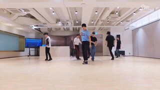 当罗一舟成为艾斯爱慕男团成员