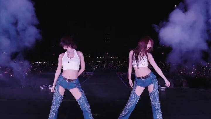 TWICE เทศกาลดนตรี LOLLAPALOOZA นาจอง & MOMO เต้นคู่ คุณแม่แซ่บมาก!!!