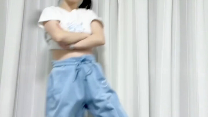 ทั้งร้องทั้งเต้นอย่างหนัก