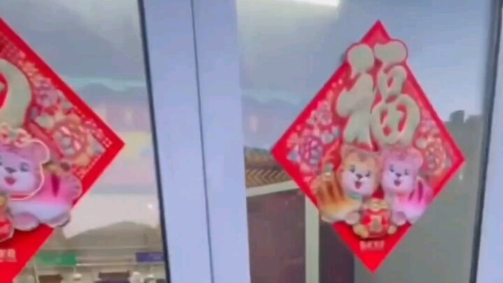 ติดตามนักกีฬาญี่ปุ่นไปสำรวจโรงอาหารในหมู่บ้านโอลิมปิก