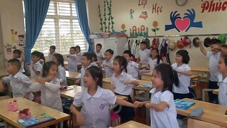 Giờ giải lao tại Lớp học ESL