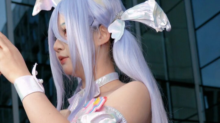 Konvensi Komik Firefly – Milkshake – Cosplay Bunny Girl