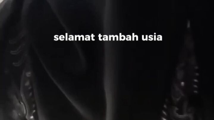 ultah nya Dia