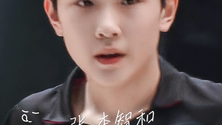 Usia 14 tahun, puncak ketampanan Zhang Ben; aura muda memang hanya dimiliki oleh anak muda sejati [Z