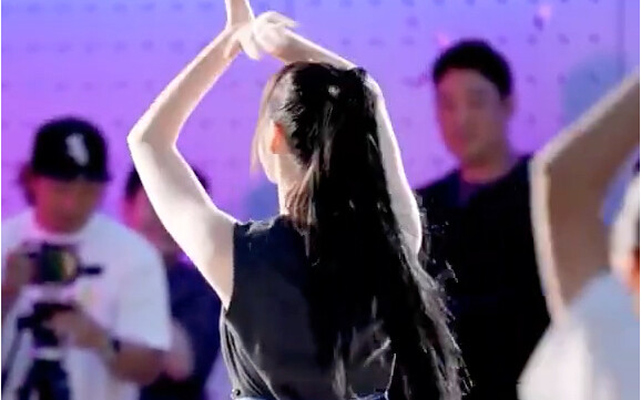 Yerin 跳GFRIEND-MAGO -2023/09/09