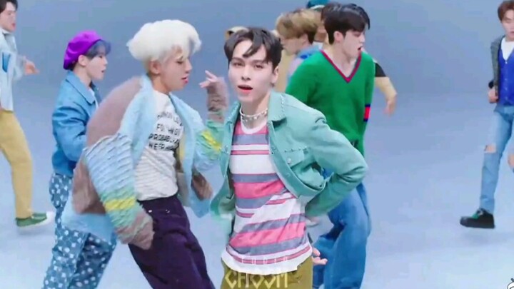 SEVENTEEN’s “HOME&RUN” dance version—so many handsome guys! Come claim your favorite!
