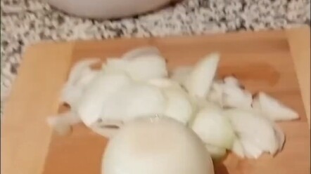 Cat: I'm a mama's boy cat, and I want to stay with my mom #cutepet